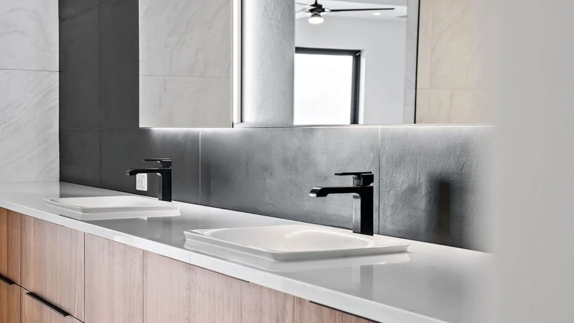 Modern Bathroom with White Vanity and Wooden Shelves Modern Bathroom with White Vanity and Wooden Shelves